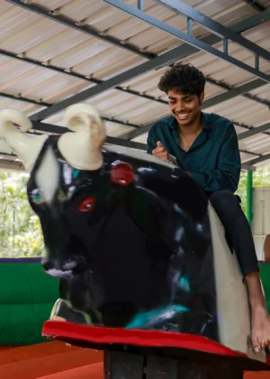 Mechanical bull Ride Munnar