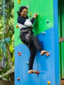 mountain climbing in munnar