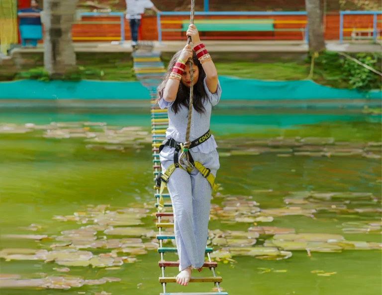 How to prepare for your skywalk adventure in Munnar